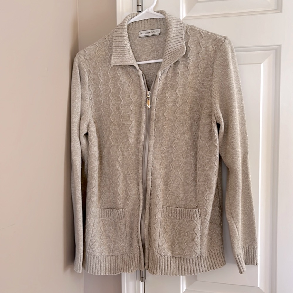 Cotton zip up oatmeal colored, textured front